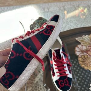 Gucci used shoes